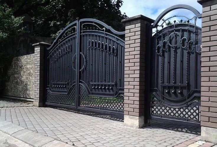 Villa garaj kapısı modeli GK-006